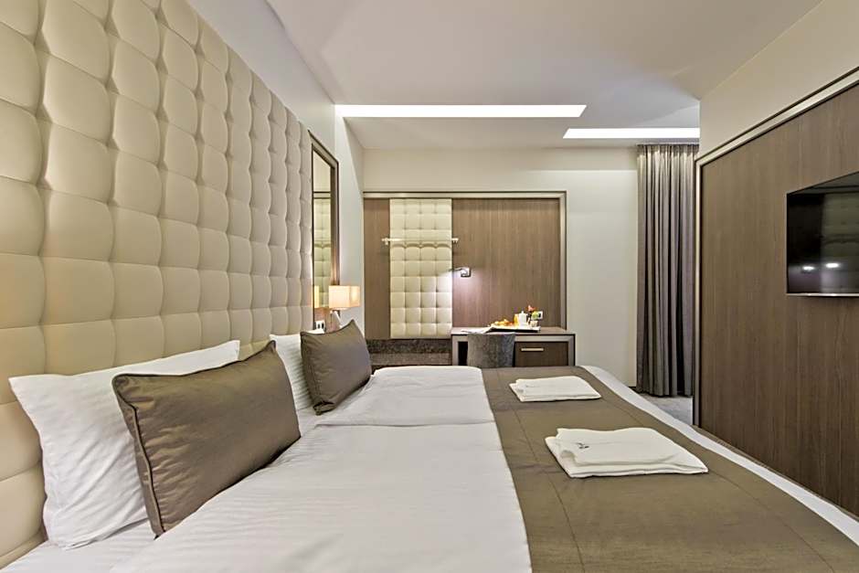 Congress Avenue Hotel