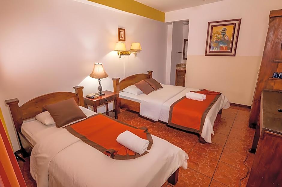 Hotel Amón Real