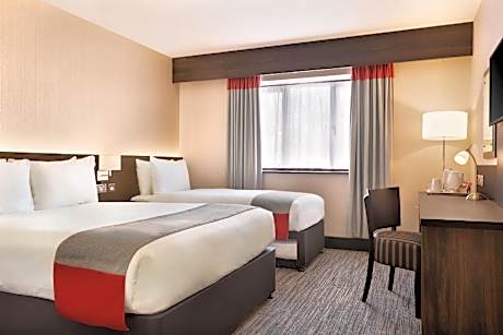 1 Double Bed 1 Single Bed Non-Smoking
