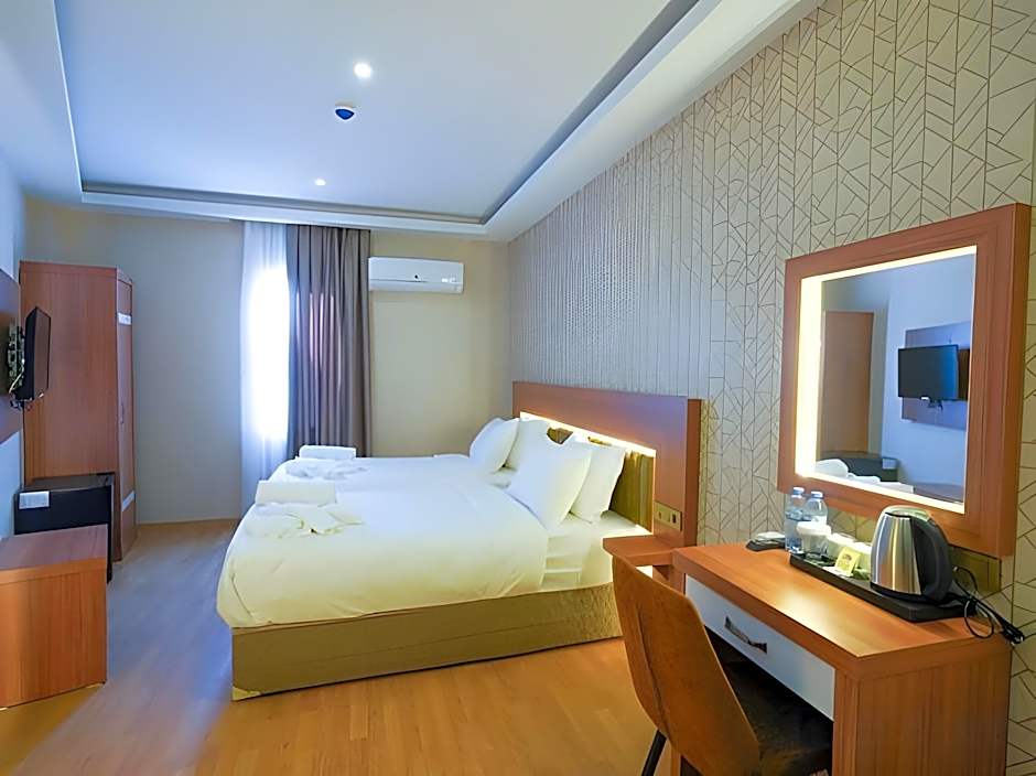 UĞURLU HOTEL