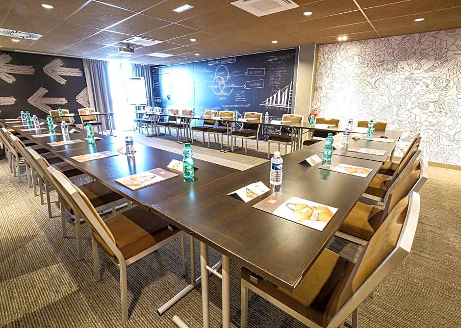 Ibis Niort Est Mendes France
