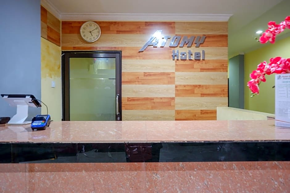 RedDoorz near Citraland Waterpark Kendari