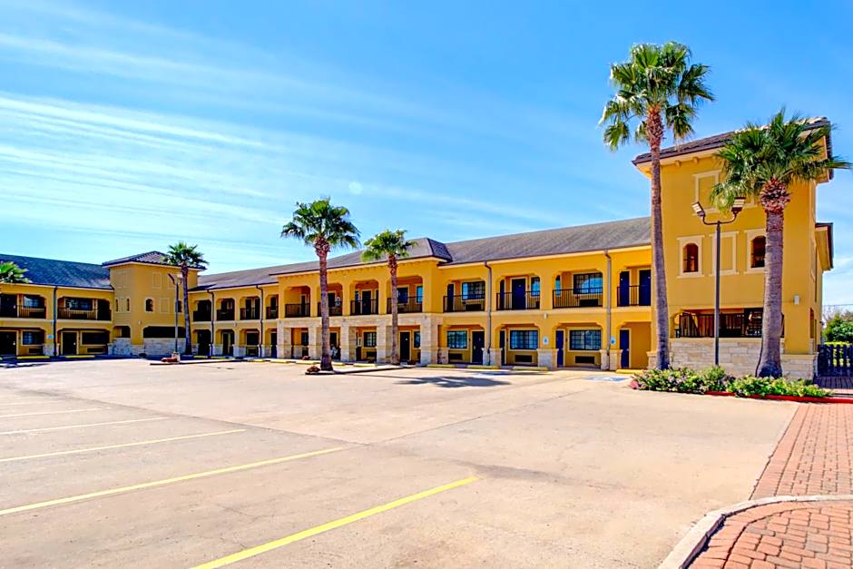 Weslaco Inn by Capital O Near Mercedes