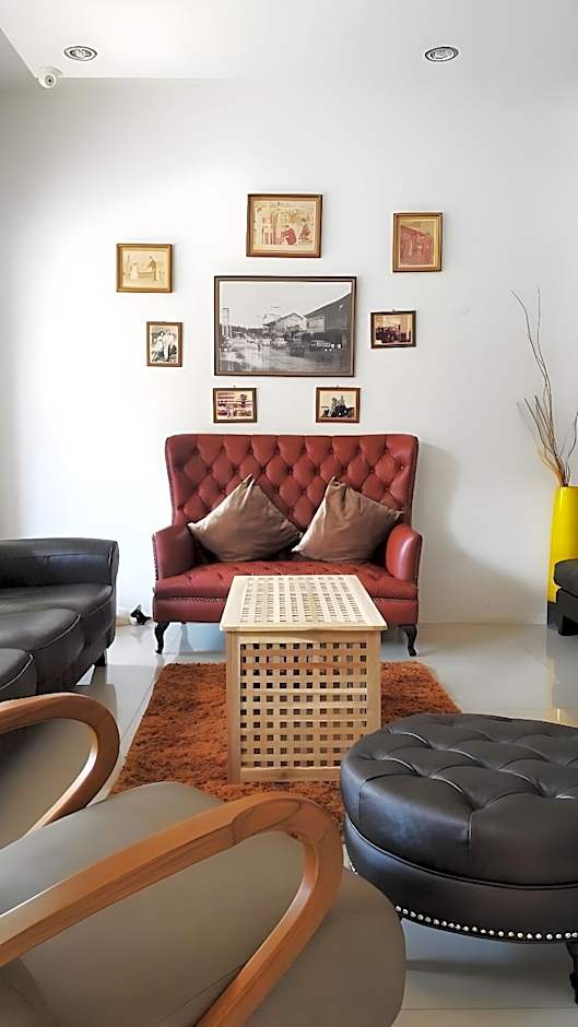 S2S Queen Trang Hotel