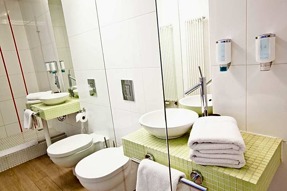 Platinum Apartments Aparthotel
