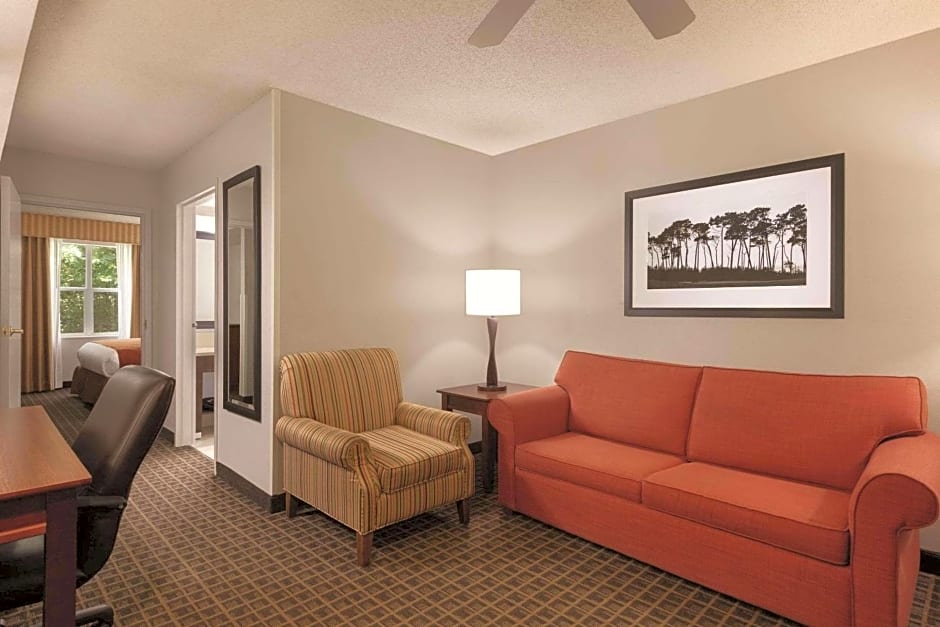 Country Inn & Suites by Radisson, Lawrenceville, GA