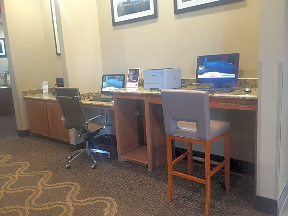 Comfort Suites University