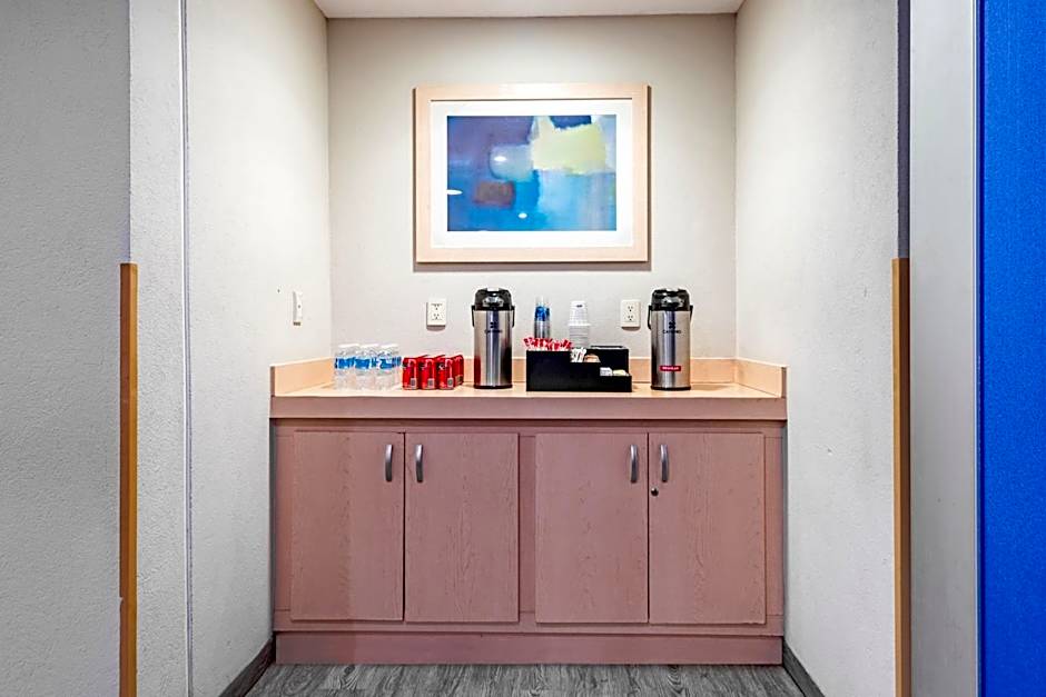 City Express by Marriott Ciudad del Carmen