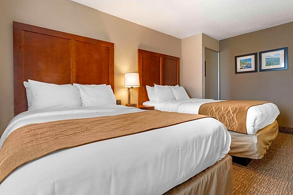 Comfort Inn & Suites South Hill I-85