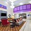 La Quinta Inn & Suites by Wyndham Garland Harbor Point