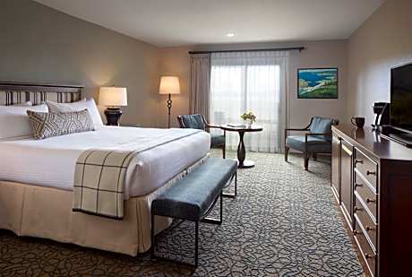 Harbor Room