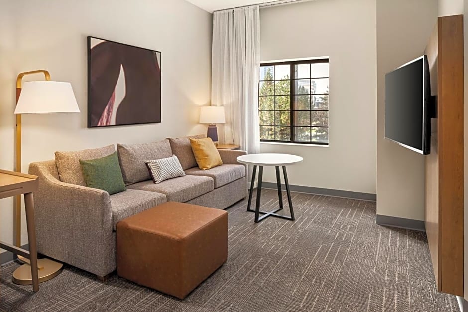 Staybridge Suites Minneapolis-Maple Grove