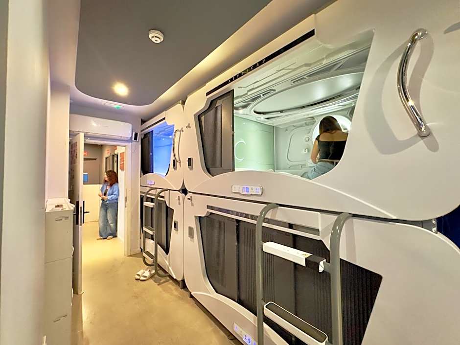Atypicap Capsule Hostel