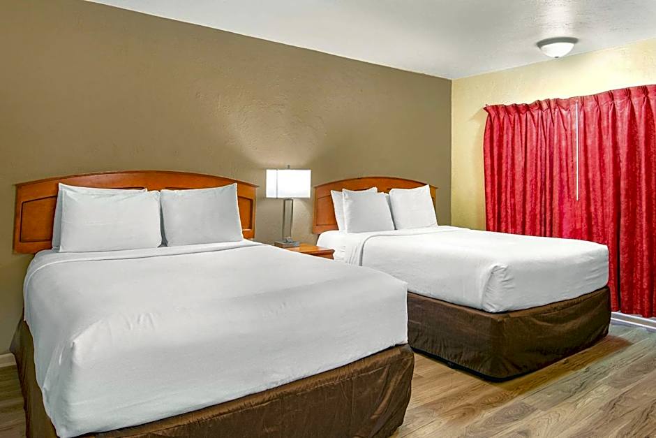 Econo Lodge Inn & Suites Durango