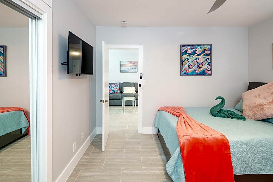 The Surf Hollywood Beach