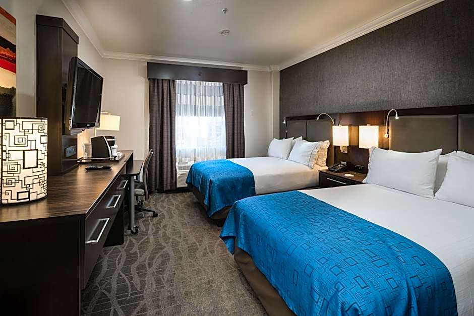 Holiday Inn Express Hotel & Suites Santa Clara By IHG
