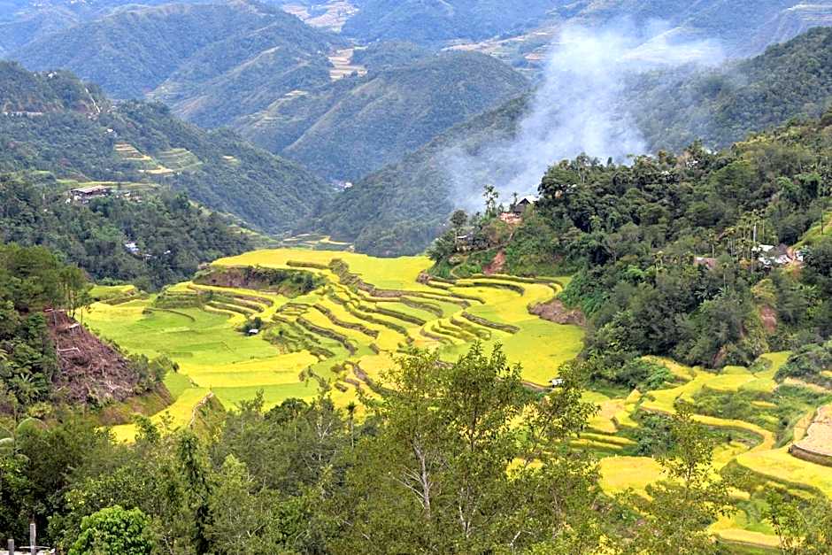 Hiwang Native House Inn & Viewdeck