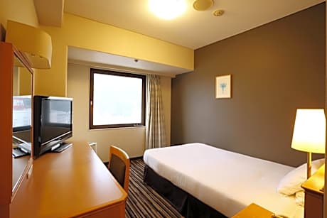 Standard Triple Room-Smoking