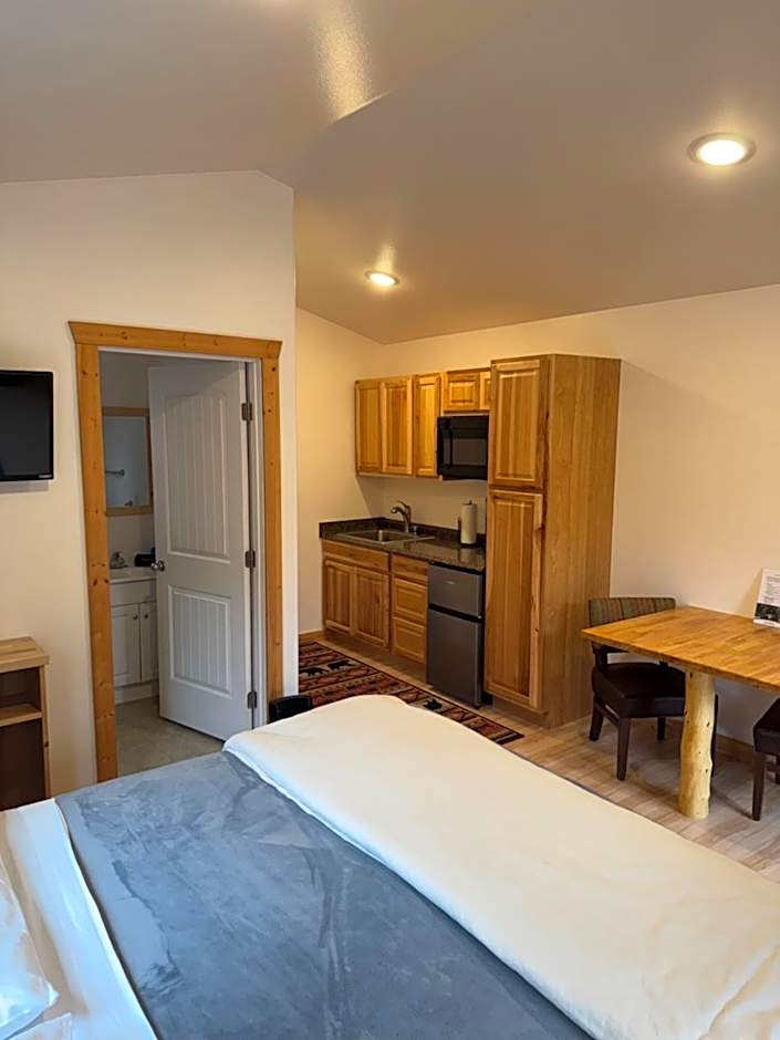 Talkeetna Wilderness Lodge & Cabin Rentals