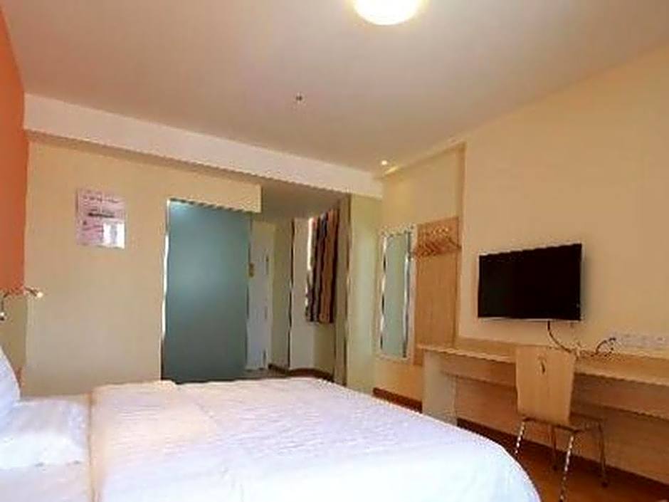 7 Days Inn Wuhai Wanda Plaza