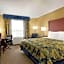 Travelodge by Wyndham Oshawa Whitby