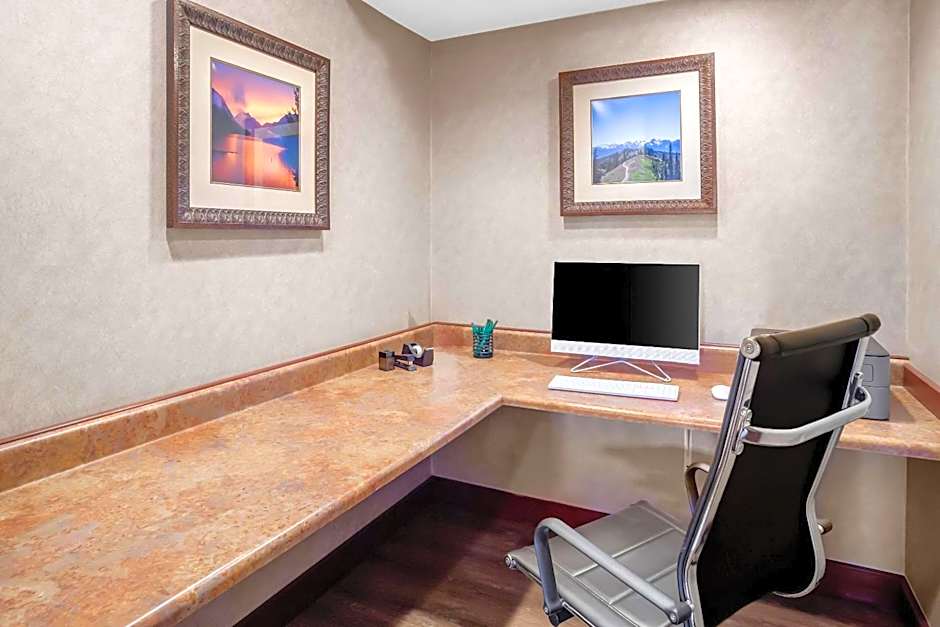 Quality Inn Port Angeles - near Olympic National Park