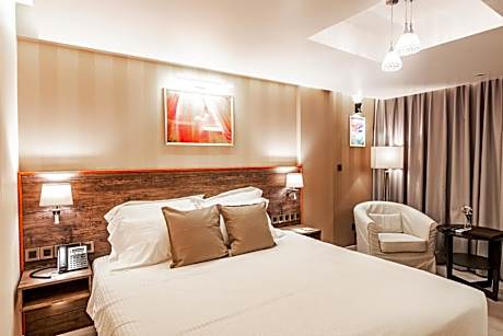 Superior Deluxe King Room with Balcony