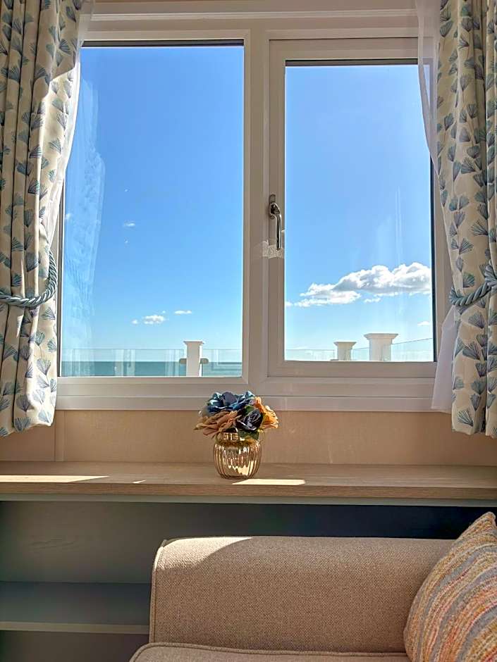 Regal Beachside pitch 22 Creek Caravan Park