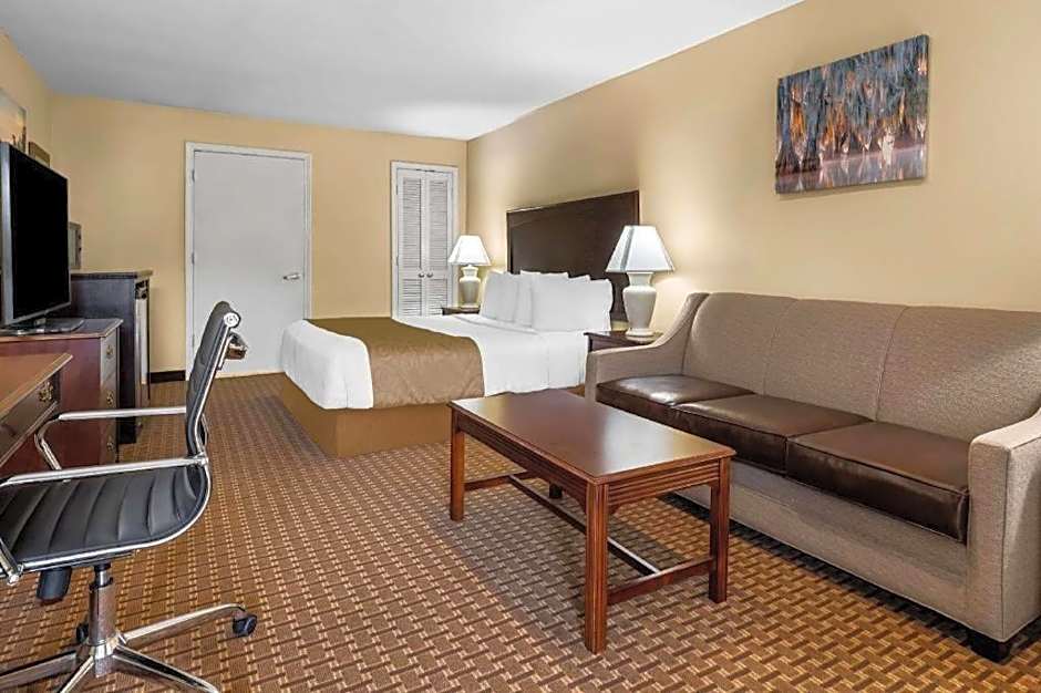 Best Western Forest Inn