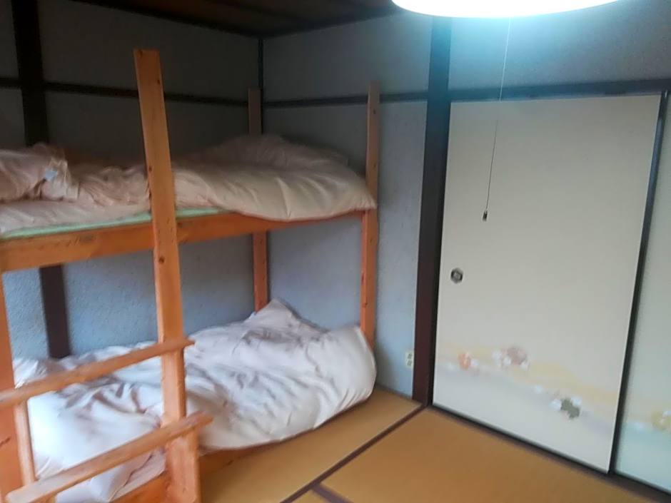 Ez guest house