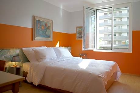 Double Room with Shared Bathroom