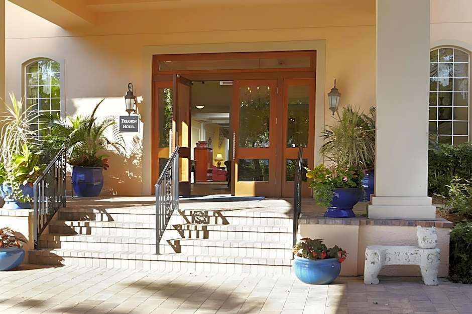 The Capri Inn