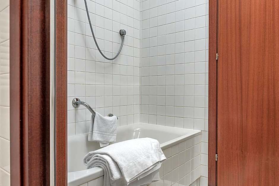 Vintage Hotel Tornese - Business & Events