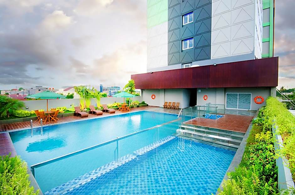 Ayola First Point Hotel Pekanbaru