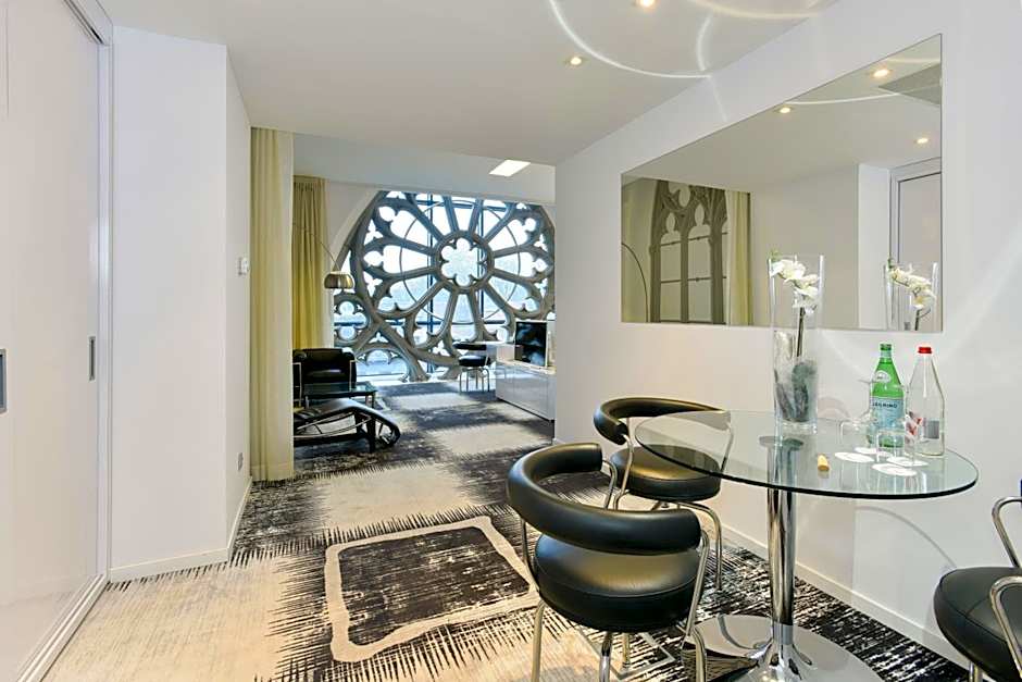 Martin's Dream Hotel