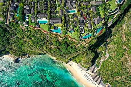 The Ungasan Clifftop Resort