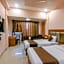 OYO Hotel Sarovar Grand