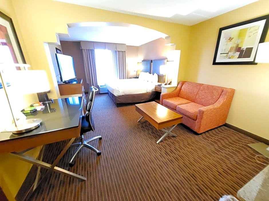 Wingate by Wyndham Greensboro-Coliseum