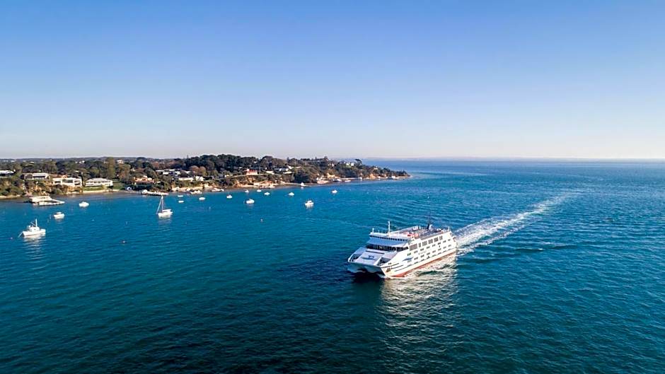 Nautique Beach House - Rustic and Charming, Walk 2 Beach & Shops