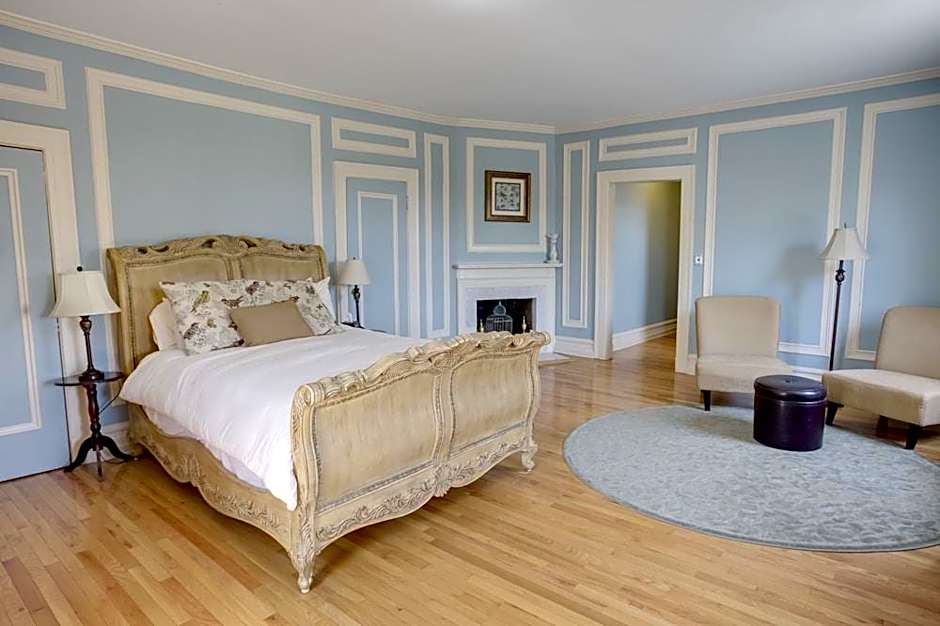 CRABTREES KITTLE HOUSE RESTAURANT & INN - BED AND BREAKFAST