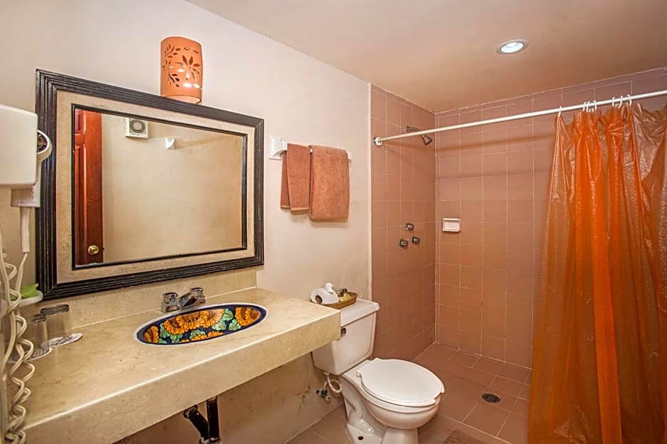 Hacienda San Miguel Hotel & Suites