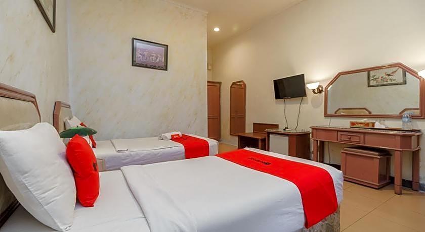 RedDoorz near Transmart Pangkal Pinang