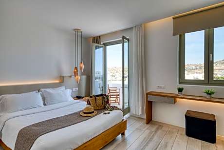 Deluxe Double Room with Panoramic Sea View