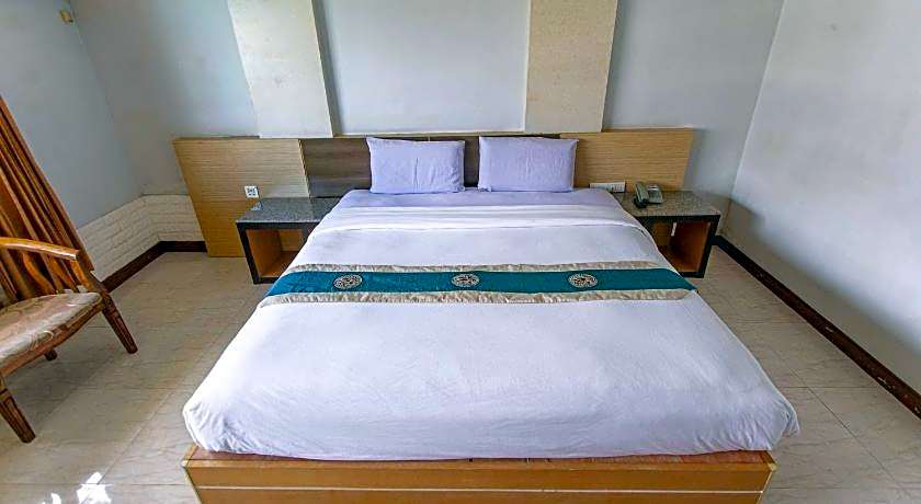 Satit Grand View Hotel