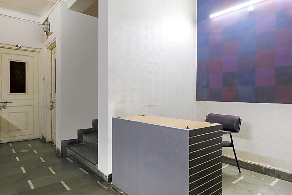 Karnawat Guest House by OYO Rooms – Indore, OH