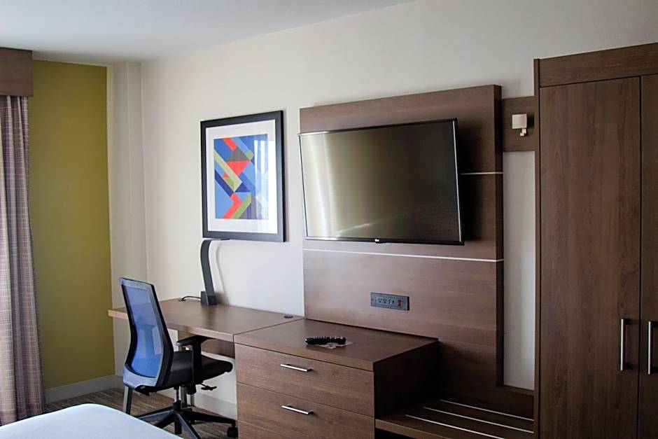 Country Inn & Suites by Radisson, Downtown Albany New York