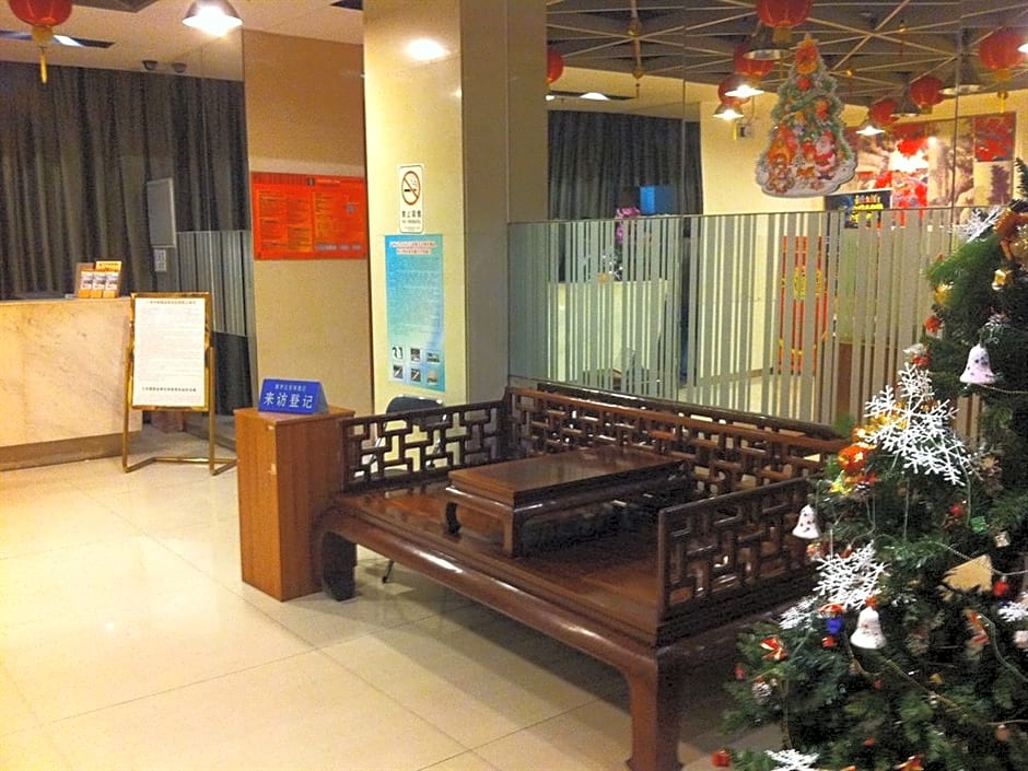 Liwan Lake Garden Inn