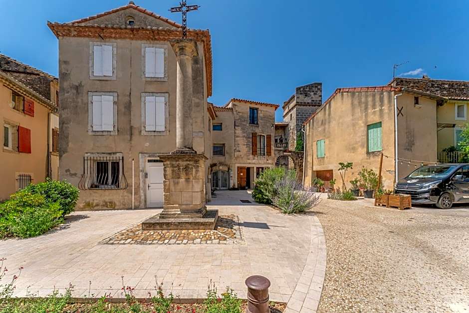 Les Greniers Du Chateau