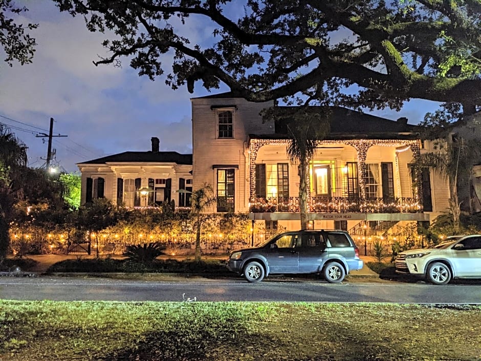 The Esplanade Guesthouse Mansion