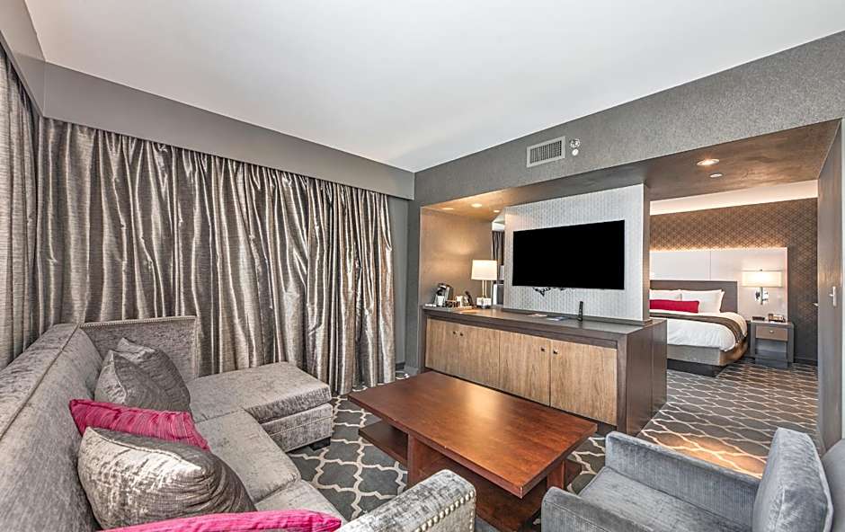 The Guest House at Graceland